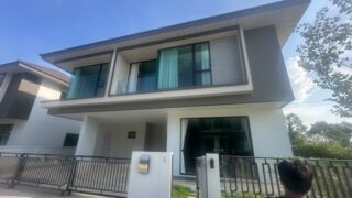 2 story house