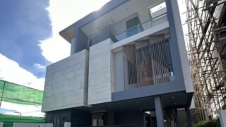3 story house